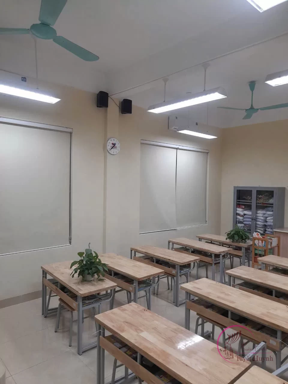 rèm cuốn văn phòng