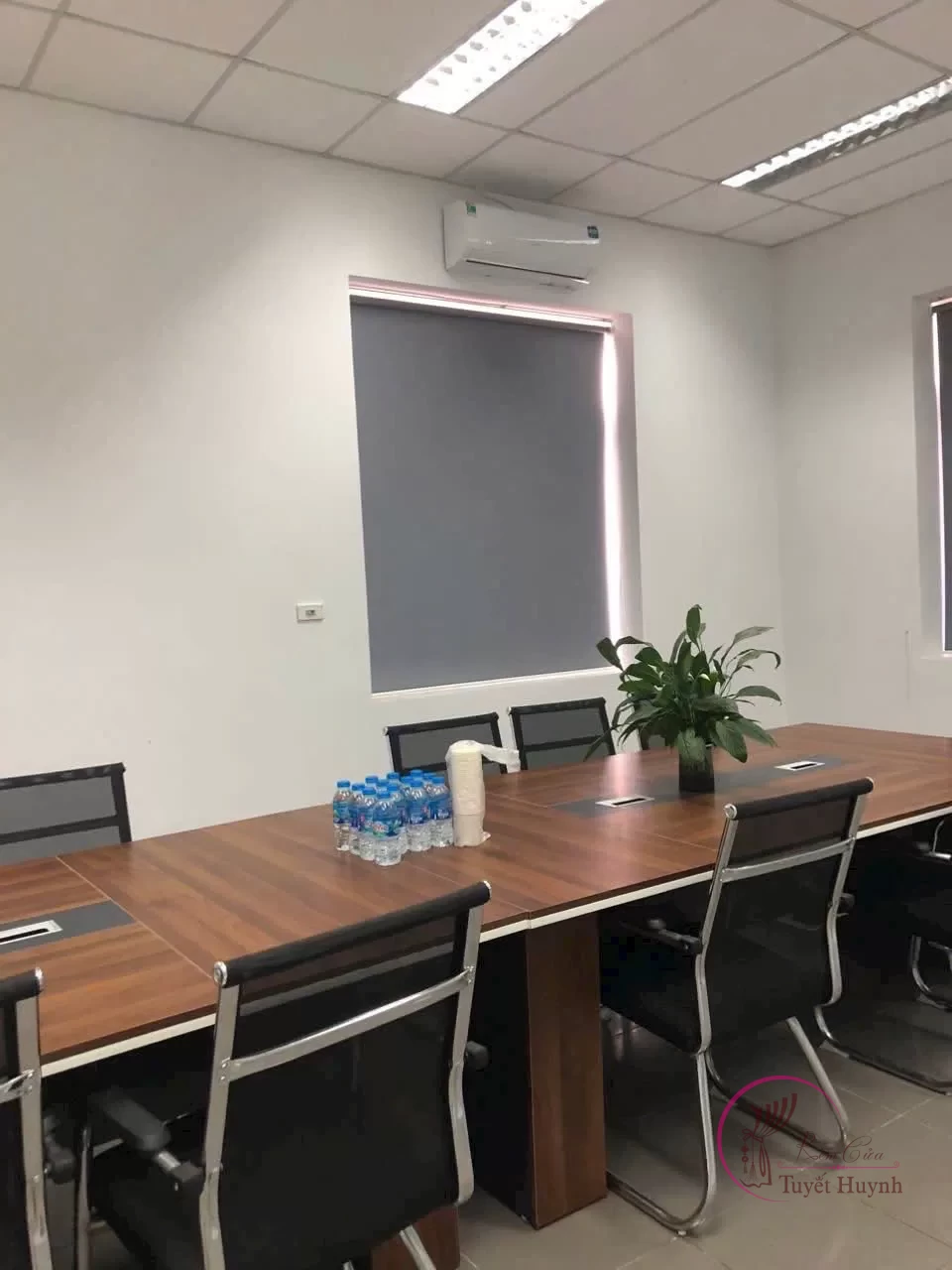 rèm cuốn văn phòng