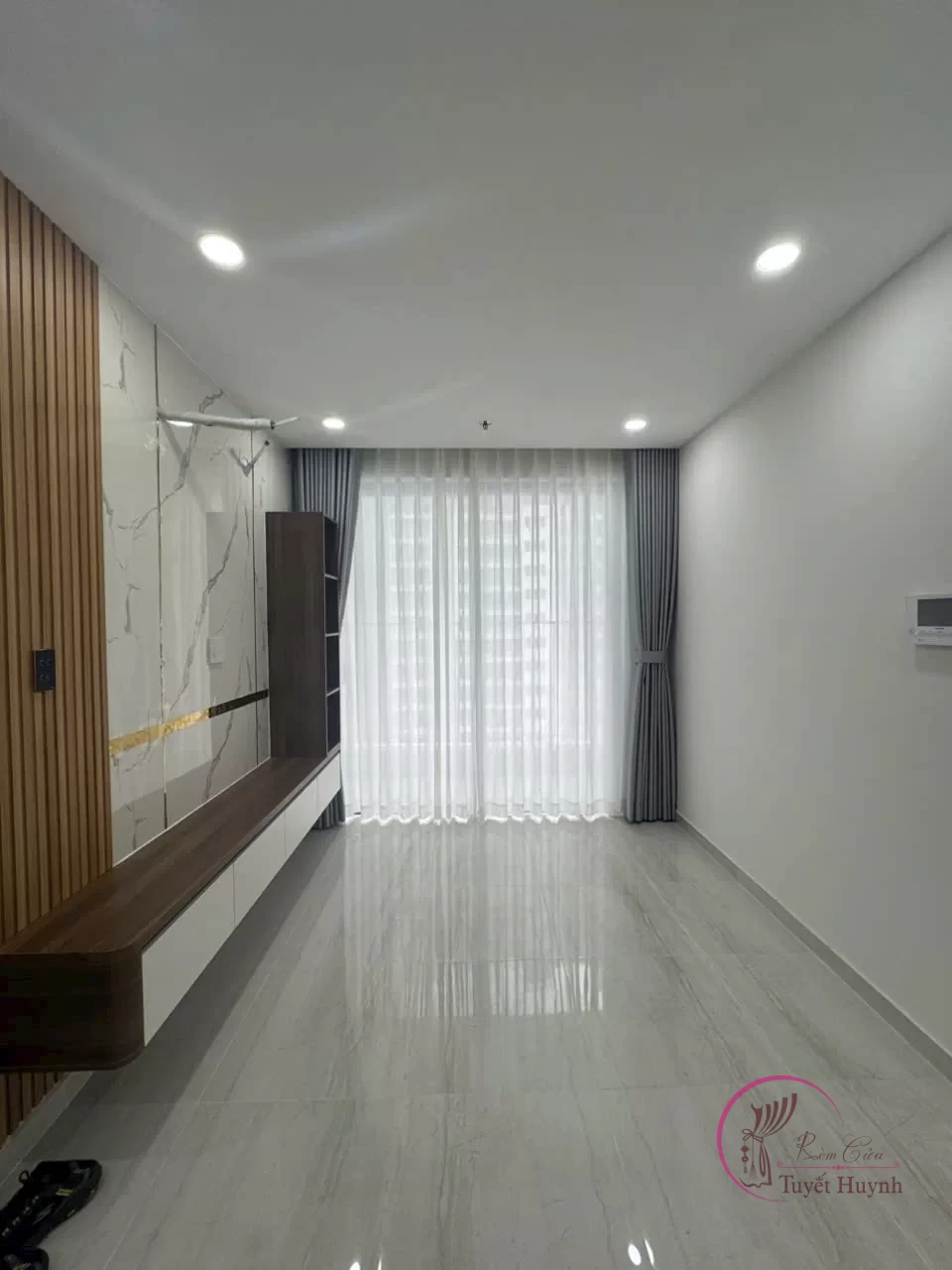 Rèm vải giá rẻ màu ghi trung tính - Hình ảnh 5