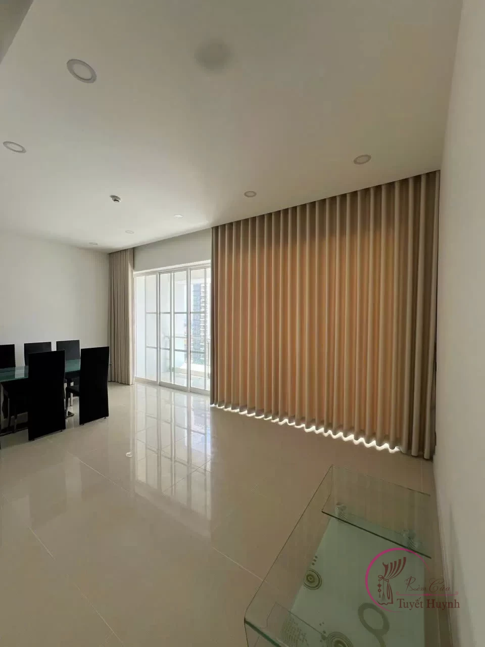 Rèm vải giá rẻ màu vàng be - Hình ảnh 4